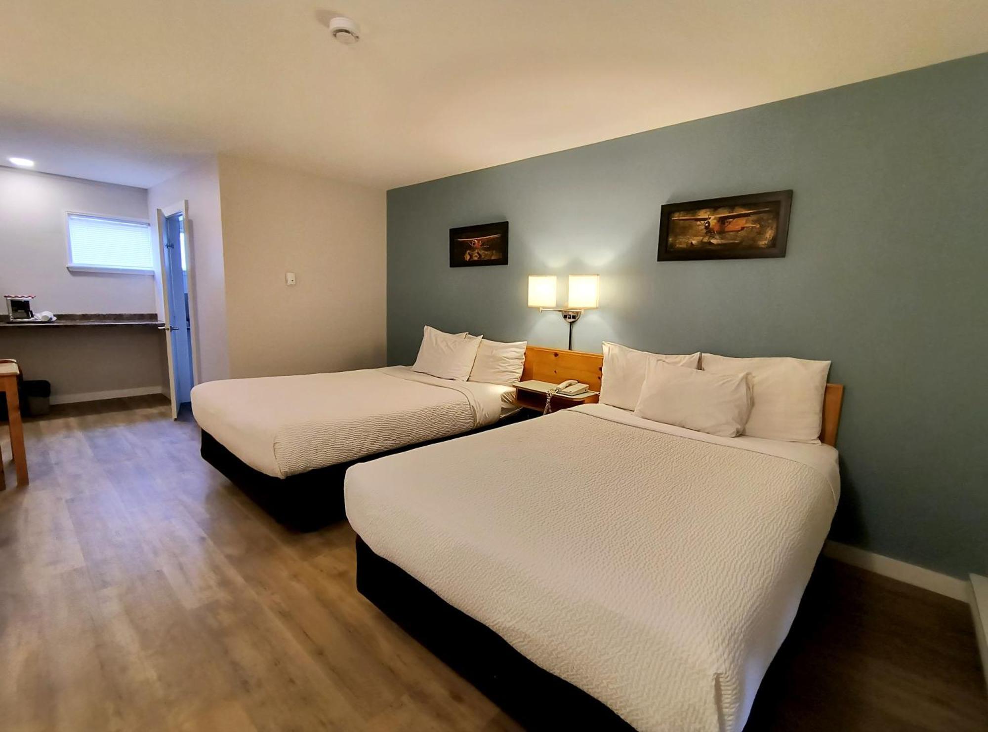 Fireweed Motel Smithers Bagian luar foto